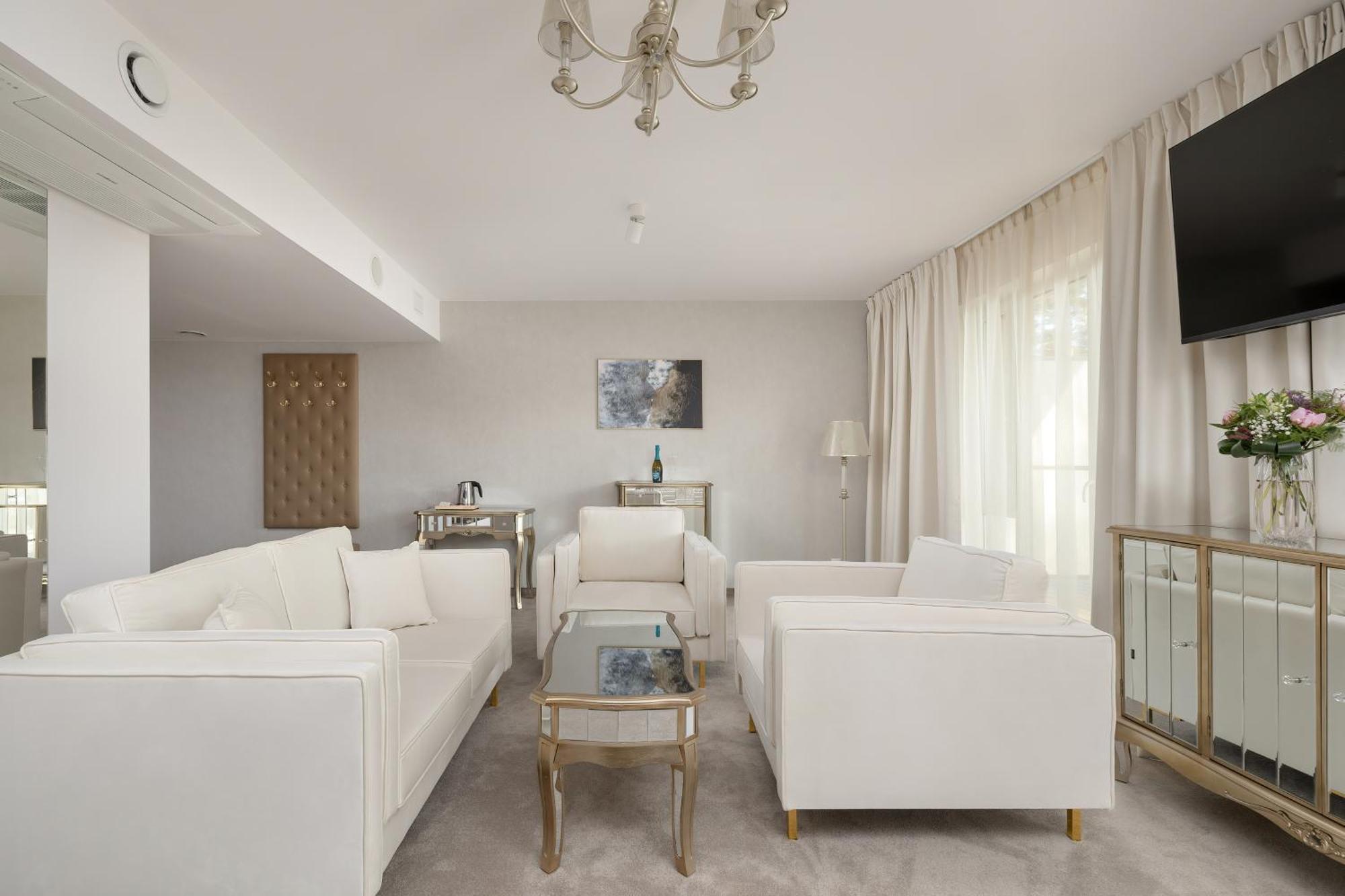 Juvena Hotel Wellness & Spa Adults Only Miedzywodzie Ngoại thất bức ảnh