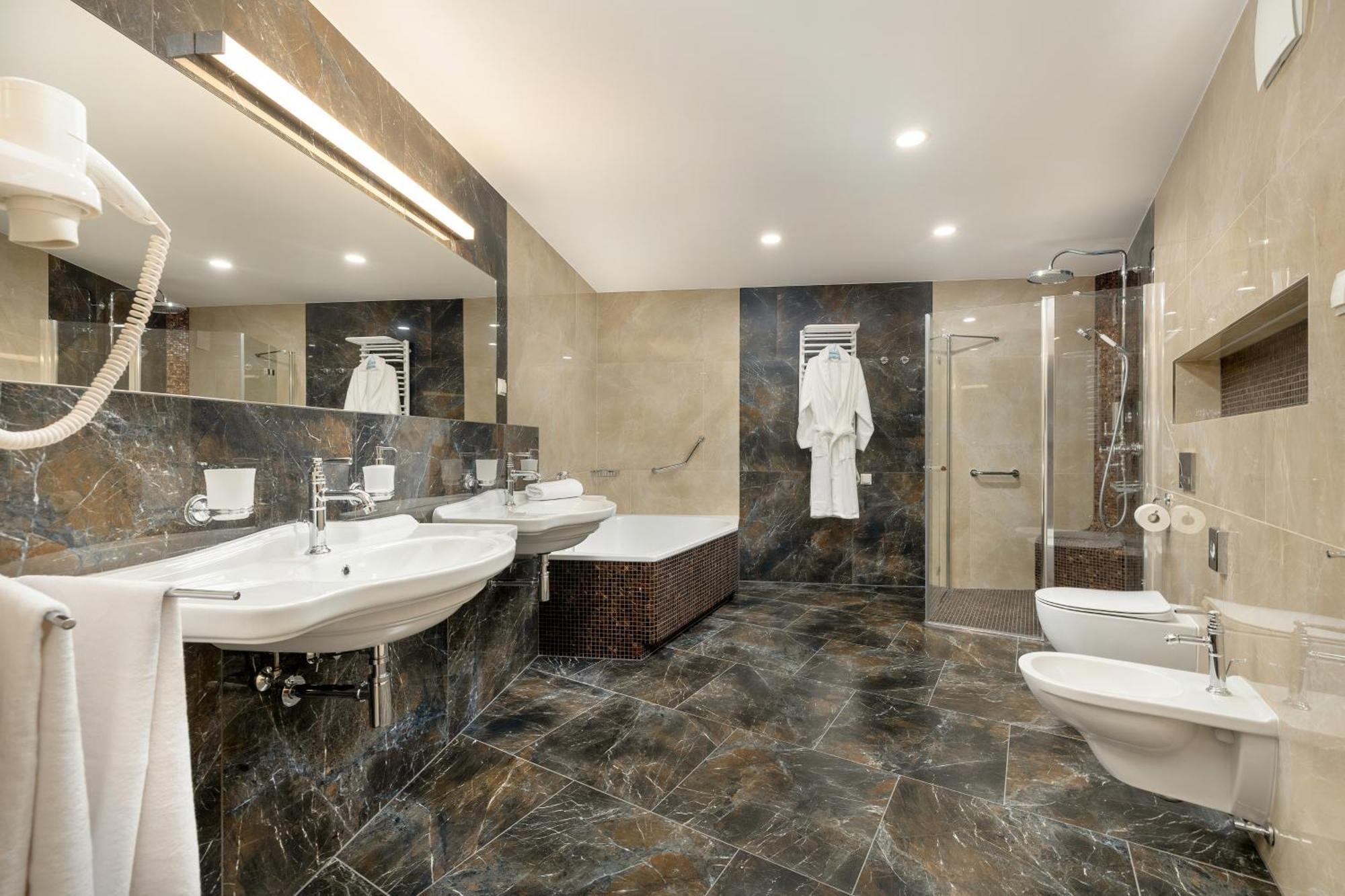 Juvena Hotel Wellness & Spa Adults Only Miedzywodzie Ngoại thất bức ảnh